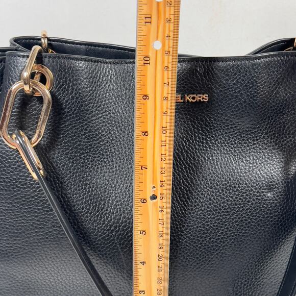 MICHAEL KORS TRISHA Large Black Leather Triple Compartment Gold Logo Tote Bag - Picture 5 of 16